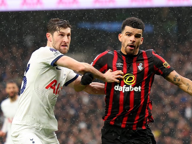 Tottenham Hotspur's Ben Davies in action with Bournemouth's Dominic Solanke on December 31, 2023