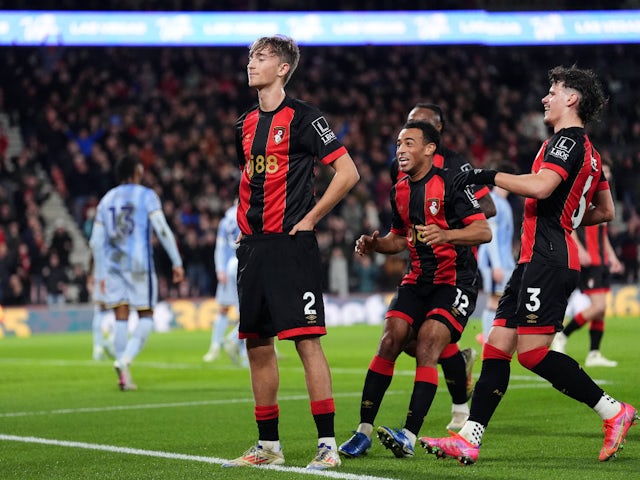 Bournemouth's Dean Huijsen celebrates his goal on December 5, 2024