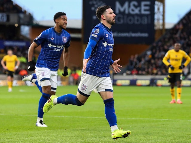 Conor Chaplin of Ipswich Town celebrates on December 14, 2024