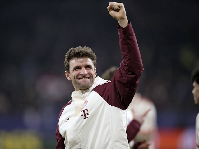 Bayern Munich's Thomas Muller celebrates on December 10, 2024