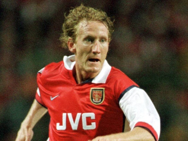 Ray Parlour in action for Arsenal on September 16, 1998