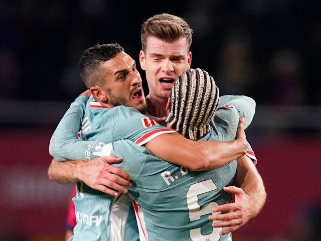 Super sub Sorloth! Atletico go top of La Liga with Barcelona late show