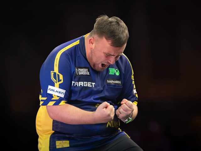 Littler, Van Gerwen made to work for last-16 spot at World Championship