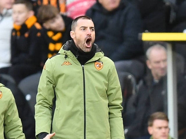 Hull City manager Ruben Selles during his side's Championship match against Swansea City, on December 21, 2024