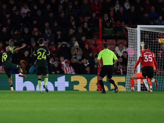 Bryan Mbeumo scores for Brentford on January 4, 2025