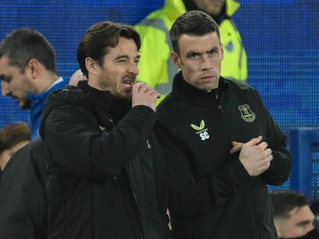 Leighton Baines and Seamus Coleman on January 9, 2025