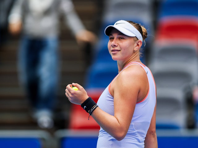 Amanda Anisimova reacts at the Wuhan Open on October 8, 2024