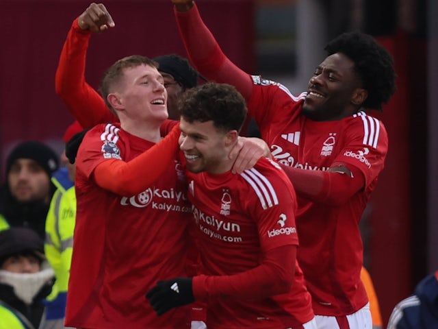 Elliot Anderson of Nottingham Forest celebrates scoring the opener against Southampton on January 19, 2025