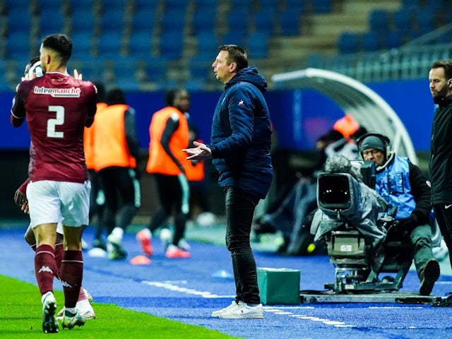 Manager of Troyes Stephane Dumont during his side's French Cup match against Metz, on December 20, 2024