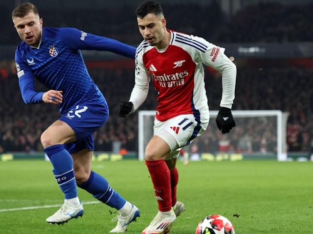 Arsenal's Gabriel Martinelli with Dinamo Zagreb's Stefan Ristovski during their side's clash, on January 22, 2025