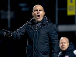 PEC Zwolle head coach Johnny Jansen during his side's match against RKC Waalwijk on December 20, 2024