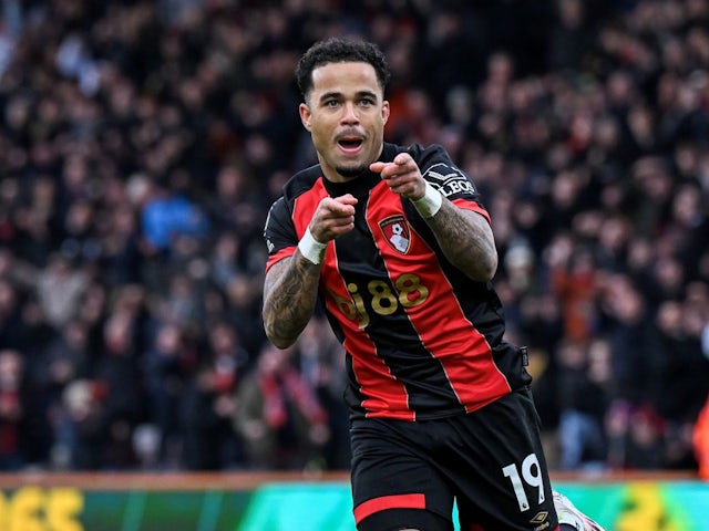 Justin Kluivert celebrates after scoring for Bournemouth on January 25, 2025