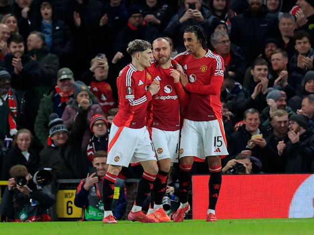 Manchester United's Alejandro Garnacho and Leny Yoro celebrate with Christian Eriksen on January 23, 2025