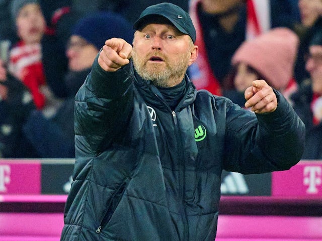 Manager of Wolfsburg Ralph Hasenhuttl during his side's match against Bayern Munich, on January 18, 2025