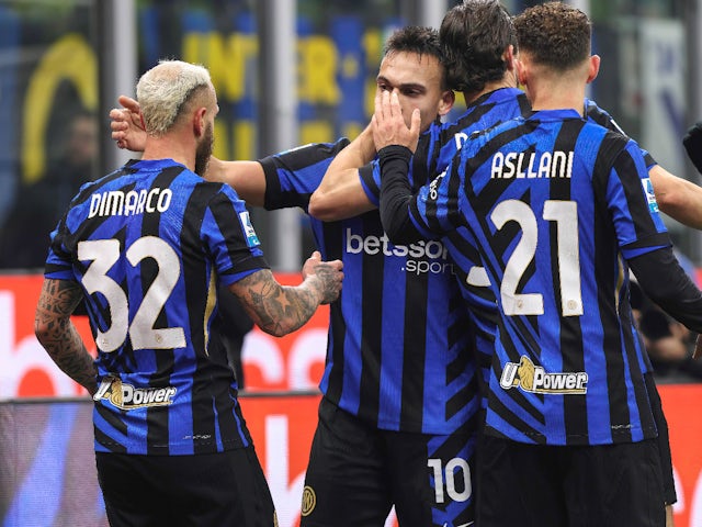 Inter Milan players celebrate on January 15, 2025