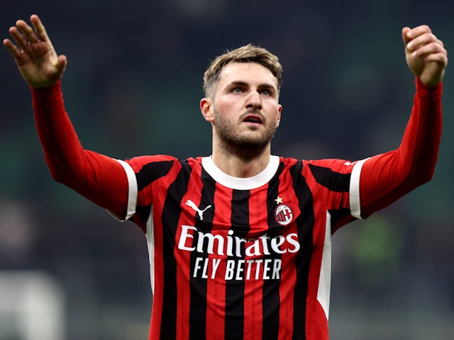 Santiago Gimenez of AC Milan on February 5, 2025