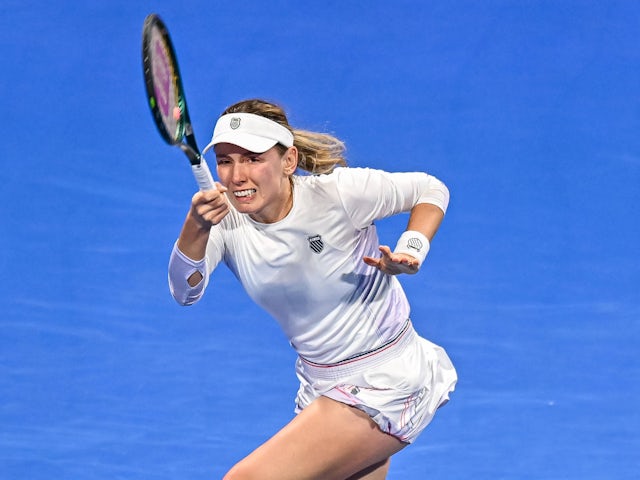 Ekaterina Alexandrova in action at the Qatar Open on February 9, 2025