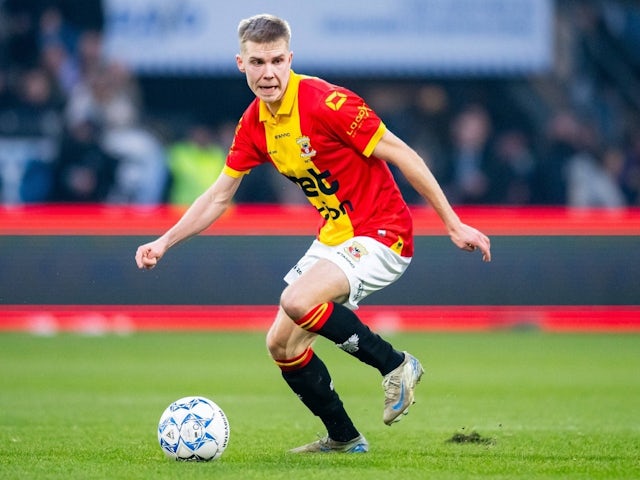 Go Ahead Eagles player Oliver Antman on February 1, 2025