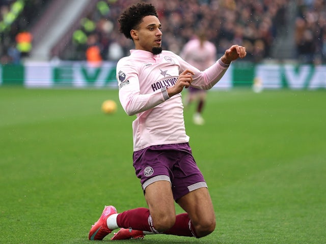 Brentford's Kevin Schade celebrates scoring against West Ham United on February 15, 2025