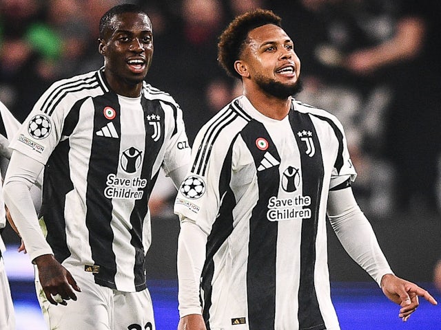 Weston McKennie and Timothy Weah of Juventus celebrate on February 11, 2025