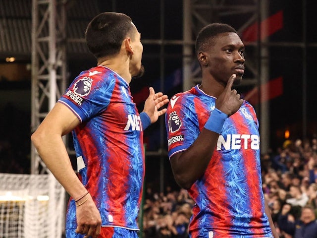 Ismaila Sarr celebrates for Crystal Palace on February 25, 2025