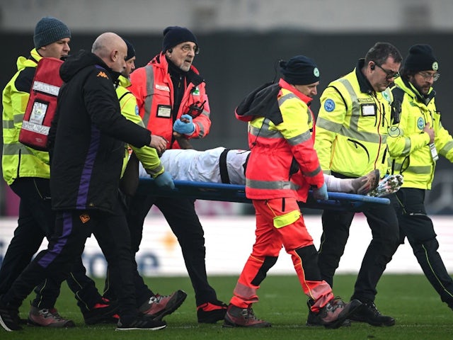 Moise Kean of Fiorentina is stretchered off against Hellas Verona, on February 23, 2025